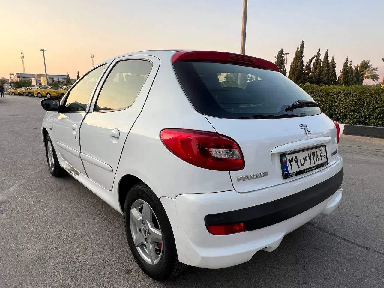 اجاره خودرو 207 اتومات|خودرو اجارهای|شیراز, فرودگاه شهید دستغیب شیراز|دیوار