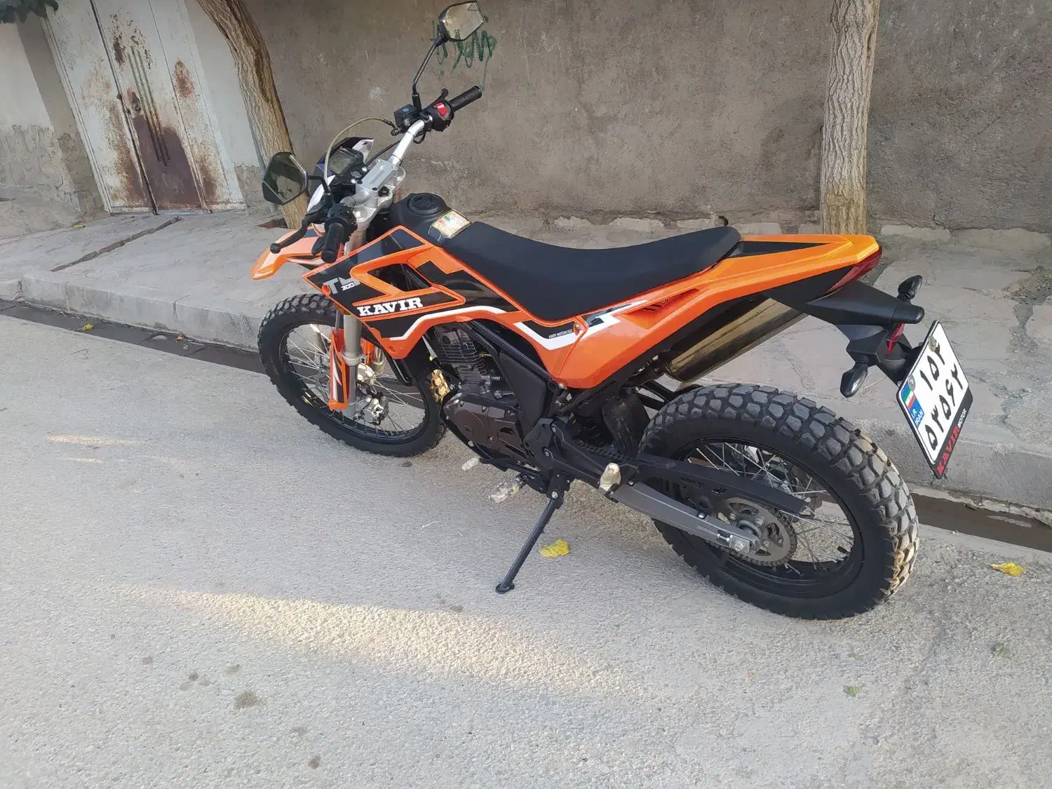 تریل 200t4|موتورسیکلت|سبزوار, پاسداران|دیوار