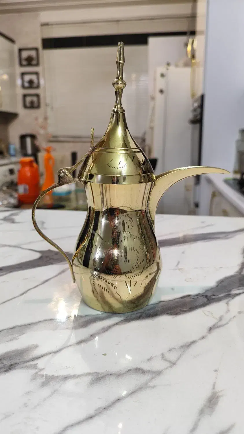 دله تمام برنجی با ارتفاع 22 سانتی|قوری، کتری، قهوهساز دستی|قم, مهدیه|دیوار