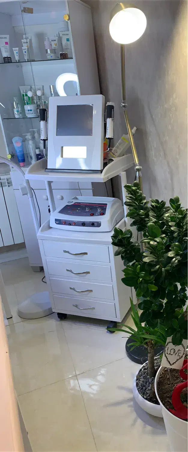 فروش تجهیزات فیشال بدلیل کمبود فضا|آرایشگاه و سالنهای زیبایی|ری, دیلمان|دیوار