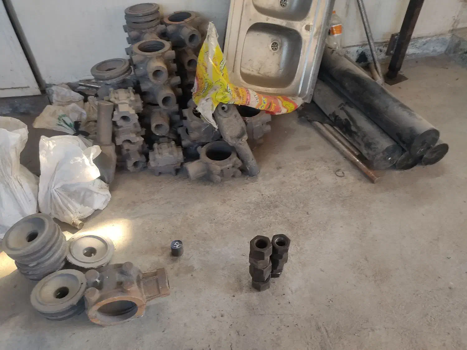 خدمات تراشکاری صنعتی چدن و برنج و قلاویز و جای خار|خدمات پیشه و مهارت|مشکیندشت, |دیوار