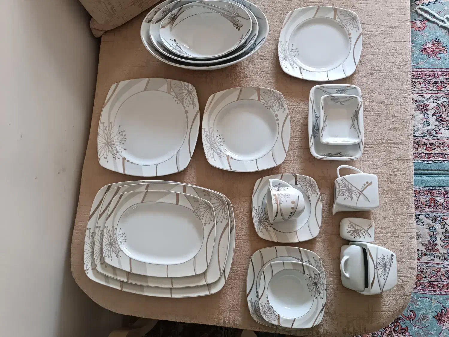 سرویس 12نفره توس چینی|ظروف سرو و پذیرایی|هشتگرد, شهرک پارسیان|دیوار