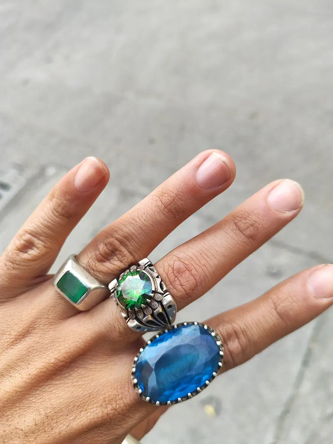 انگشتر های جواهری وخاص.موزنایت زمرد و توپاز|جواهرات|رباطکریم, نصیرشهر|دیوار