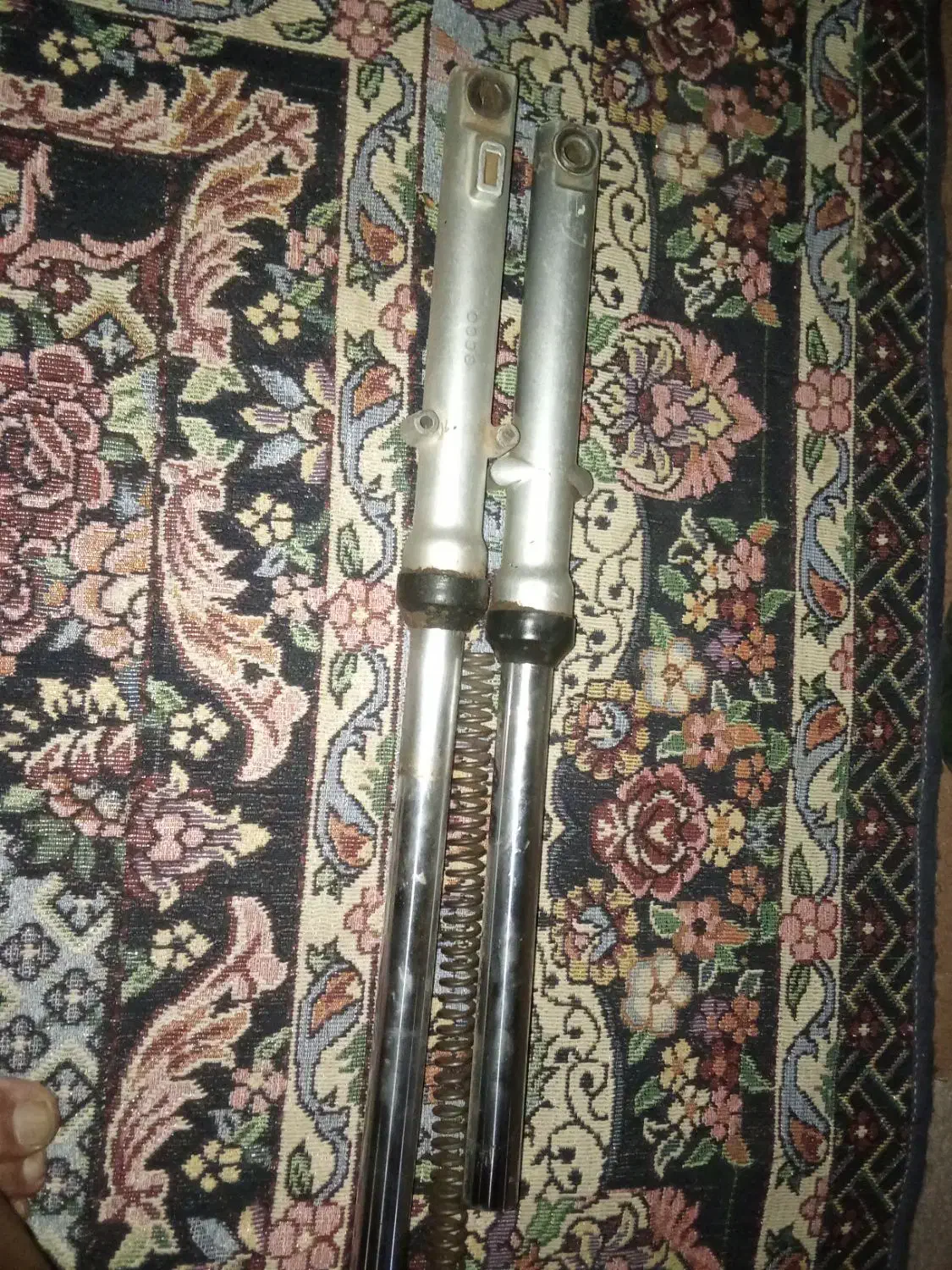 وسایل موتورسیکلت یک جفت کمک جلو دوتاباک|قطعات یدکی و لوازم جانبی|جالق, |دیوار