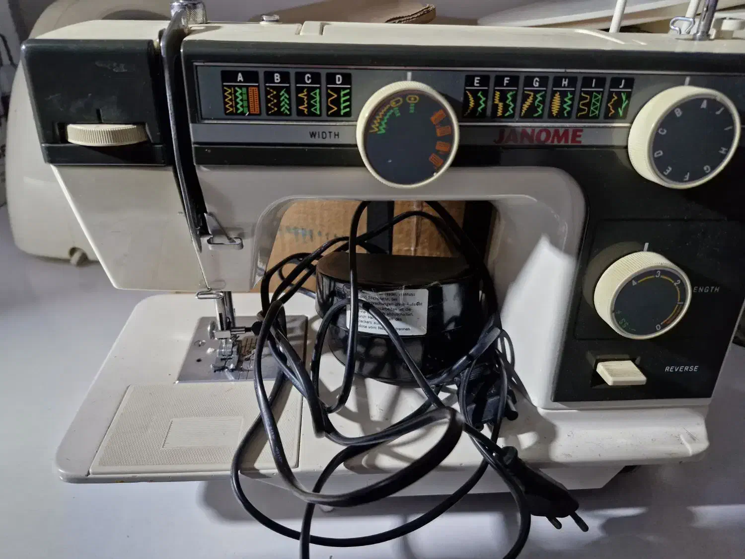 چرخ خیاطی|چرخ خیاطی و ریسندگی|برازجان, |دیوار