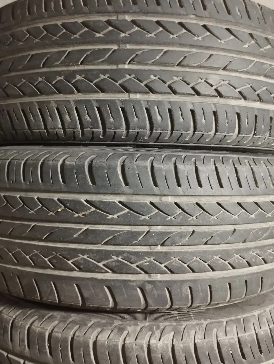 لاستیک و کمک جلو|قطعات یدکی و لوازم جانبی|ملایر, |دیوار