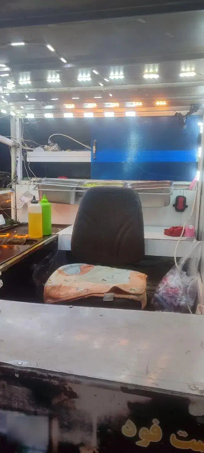 86 فروش پیکان وانت ساندویچی باوسایل|خودرو سواری و وانت|مهاباد (آذربایجان غربی), |دیوار