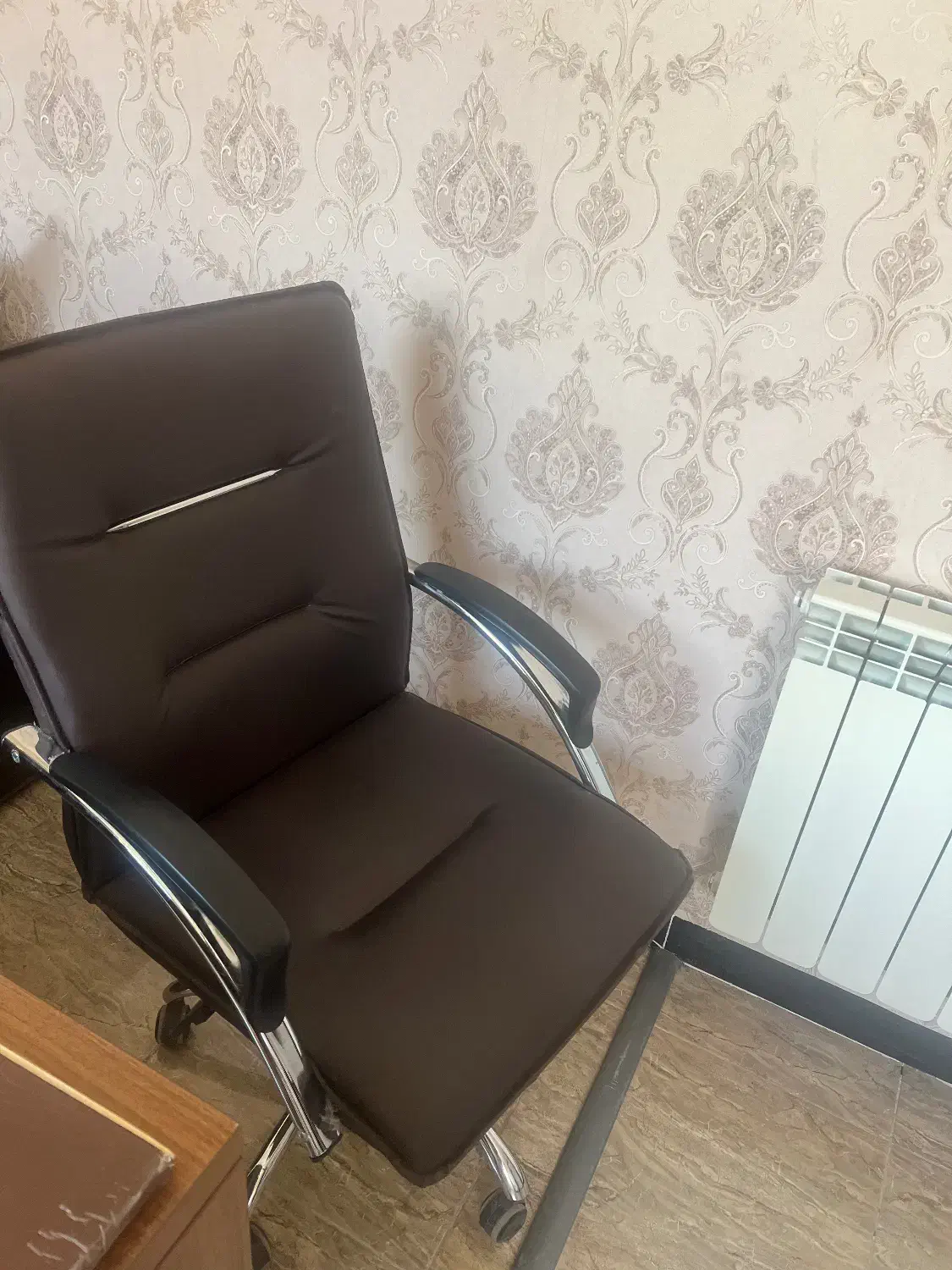 به یک منشی خانم نیازمندیم|استخدام مالی، حسابداری، حقوقی|خلخال, |دیوار