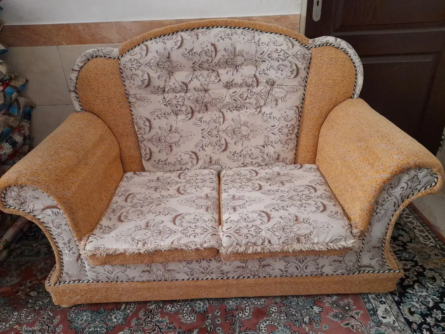 مبل|مبلمان خانگی و میز عسلی|زنجان, |دیوار