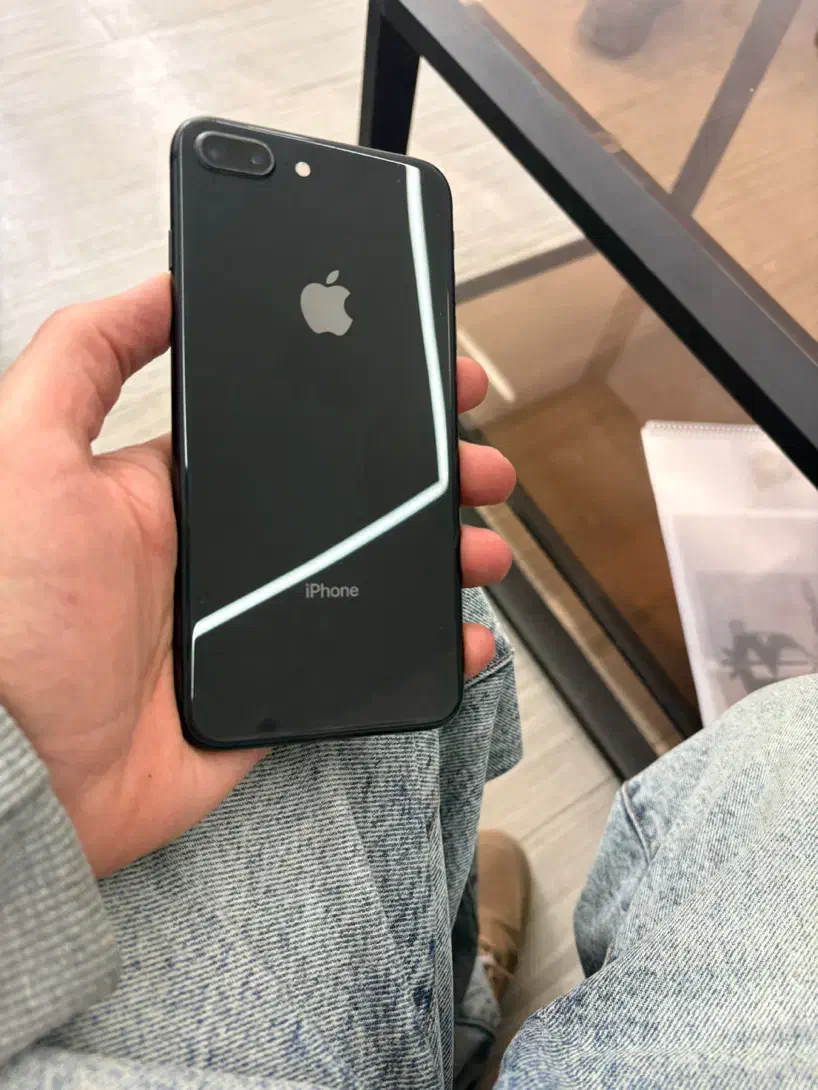 ایفون ۸ پلاس|موبایل|اصفهان, بهارستان|دیوار