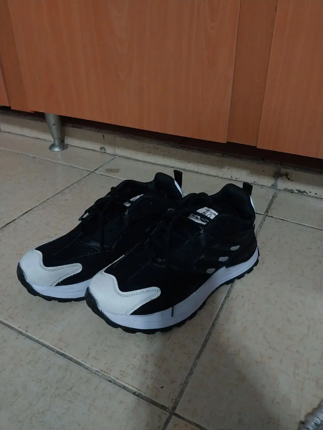 کتونی سایز ۴۱ نو نو|کیف، کفش، کمربند|لاهیجان, شهید آوینی|دیوار