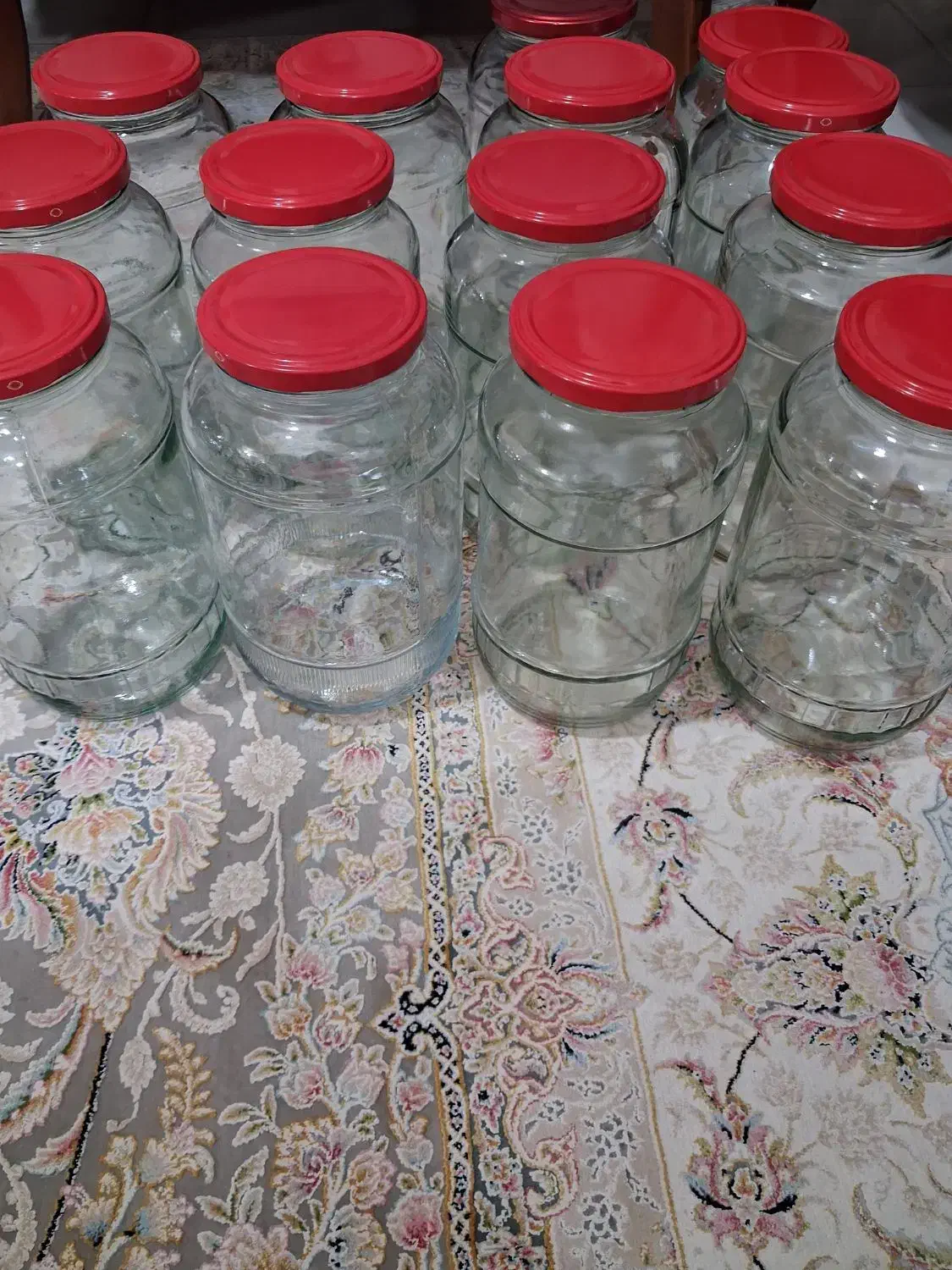 ۱۴عدد شیشه تمیز وسالم|ظروف نگهدارنده، پلاستیکی، یک‌بارمصرف|هشتگرد, شهرک ریحانه|دیوار