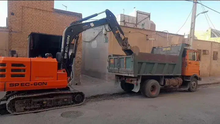 اجاره مینی بیل و بیل میکانیکی (باقریان)|خدمات حمل و نقل|قم, میرزائیه|دیوار