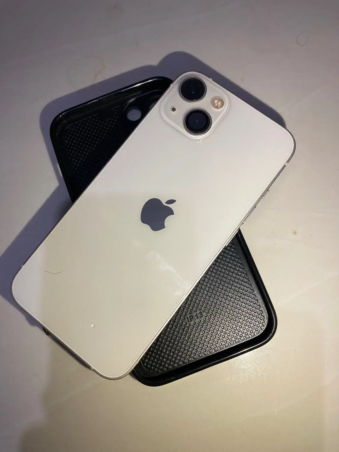 آیفون۱۳سفید۲۵۶zaaدرحد نو|موبایل|نیشابور, ۲۲ بهمن|دیوار