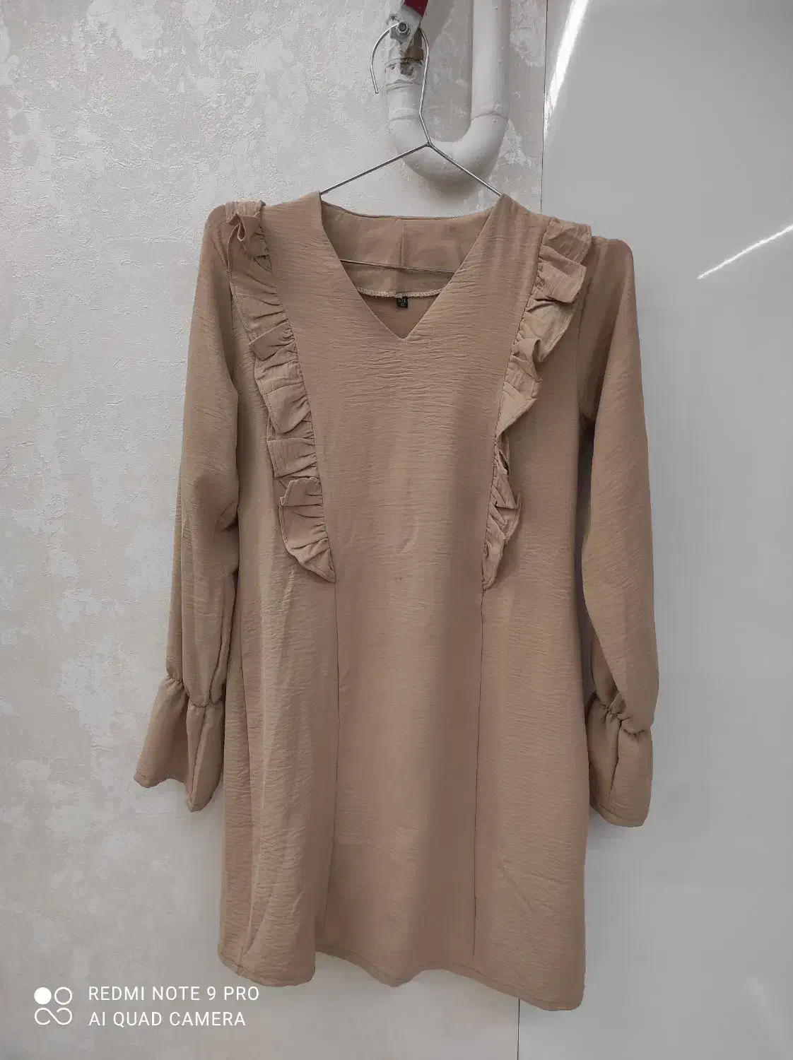 لباس زنانه|لباس|ساوه, |دیوار