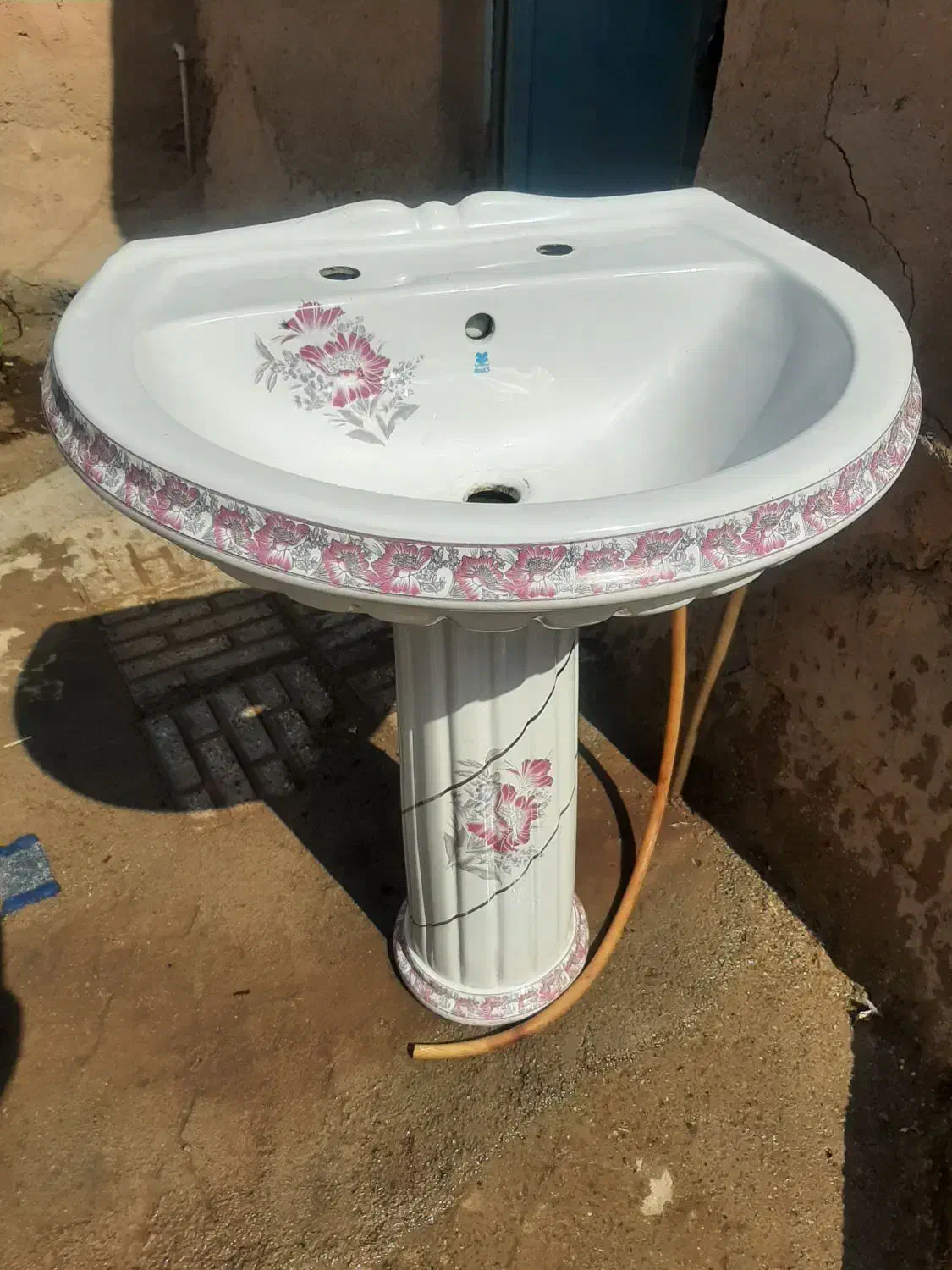 سنگ روشویی|لوازم سرویس بهداشتی|گرمسار, |دیوار