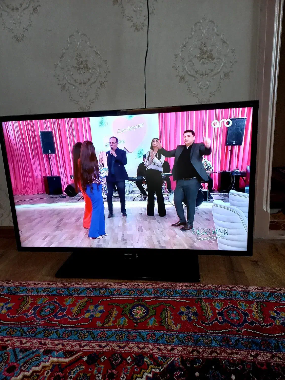 تلویزیون ال سی دی|تلویزیون و پروژکتور|اهر, |دیوار