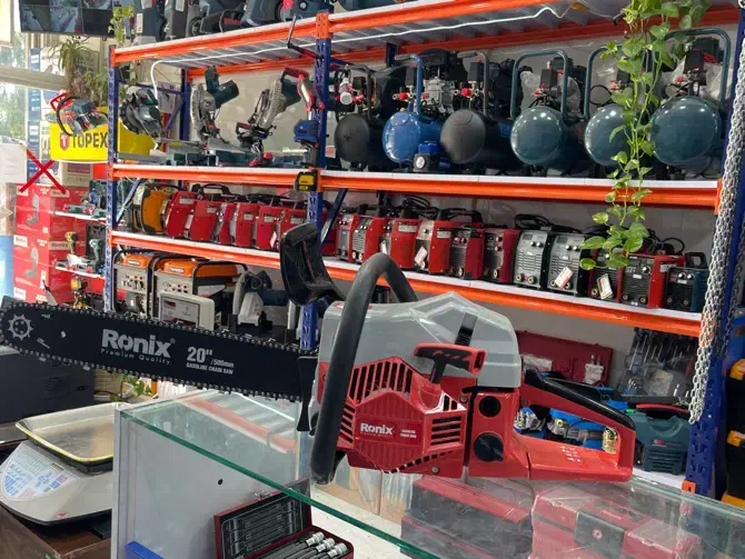 اره موتوری رونیکس تیغه۵۰سانت اره بنزینی رونیکس۴۶۵۰|ماشینآلات صنعتی|شیراز, سعدیه جنوبی|دیوار