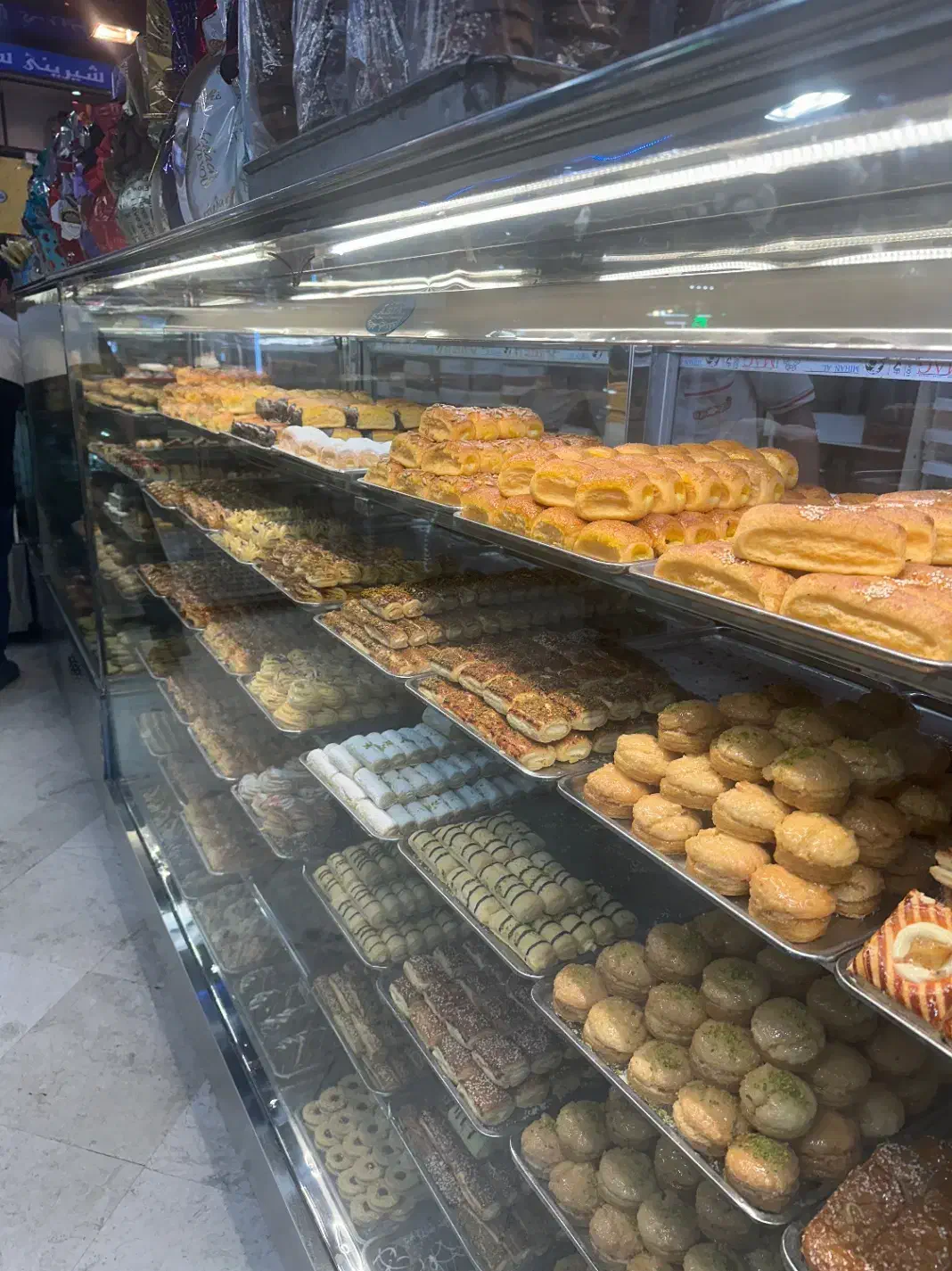 کارگر و فروشنده|استخدام خدمات فروشگاه و رستوران|تهران, خاوران|دیوار