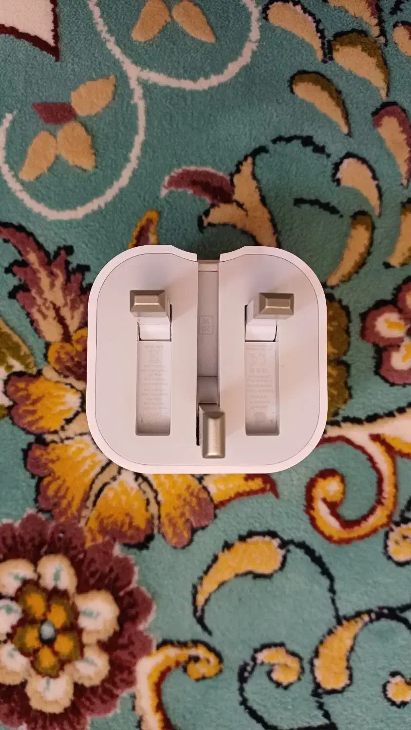 آداپتور ۲۰ وات اصل اپل|لوازم جانبی موبایل و تبلت|کرج, شهرک امام رضا (ع)|دیوار