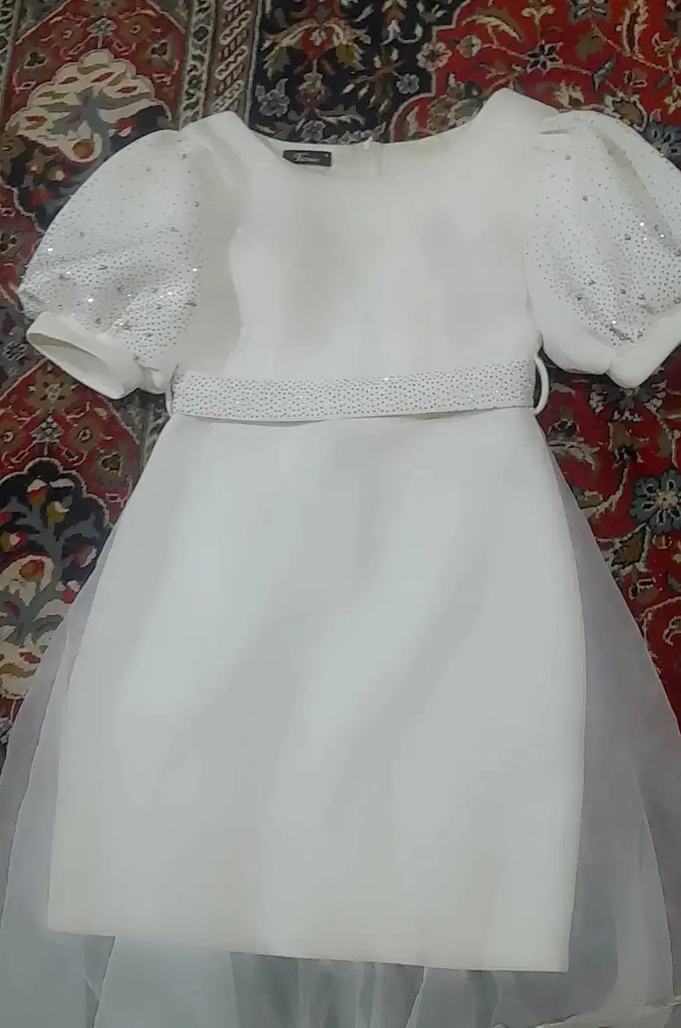 لباس عقدو مجلسی|لباس|پل سفید, |دیوار