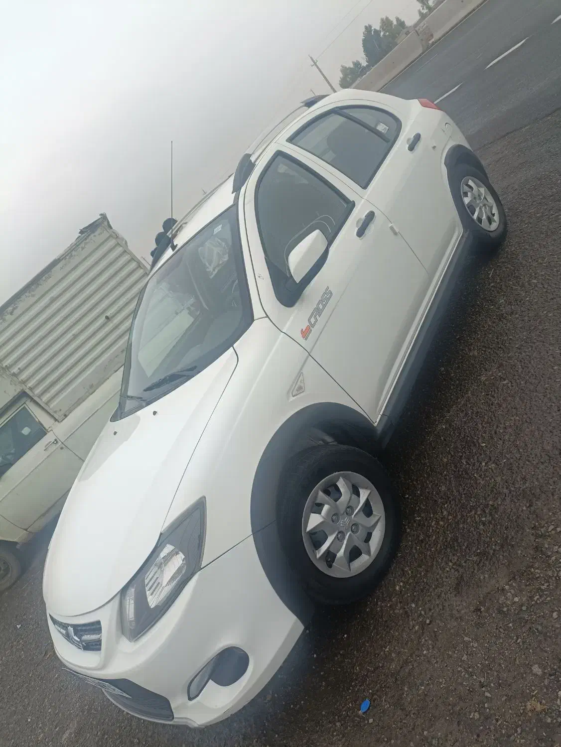 کوئیک‌ سفید مدل 1401|خودرو سواری و وانت|زرند, |دیوار