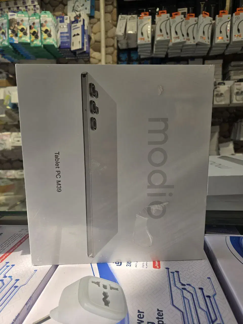 تبلت ۱۰اینچی برند مودیو ۵۱۲گیگ ۲سیم کارت|تبلت|قم, حمام تالار|دیوار