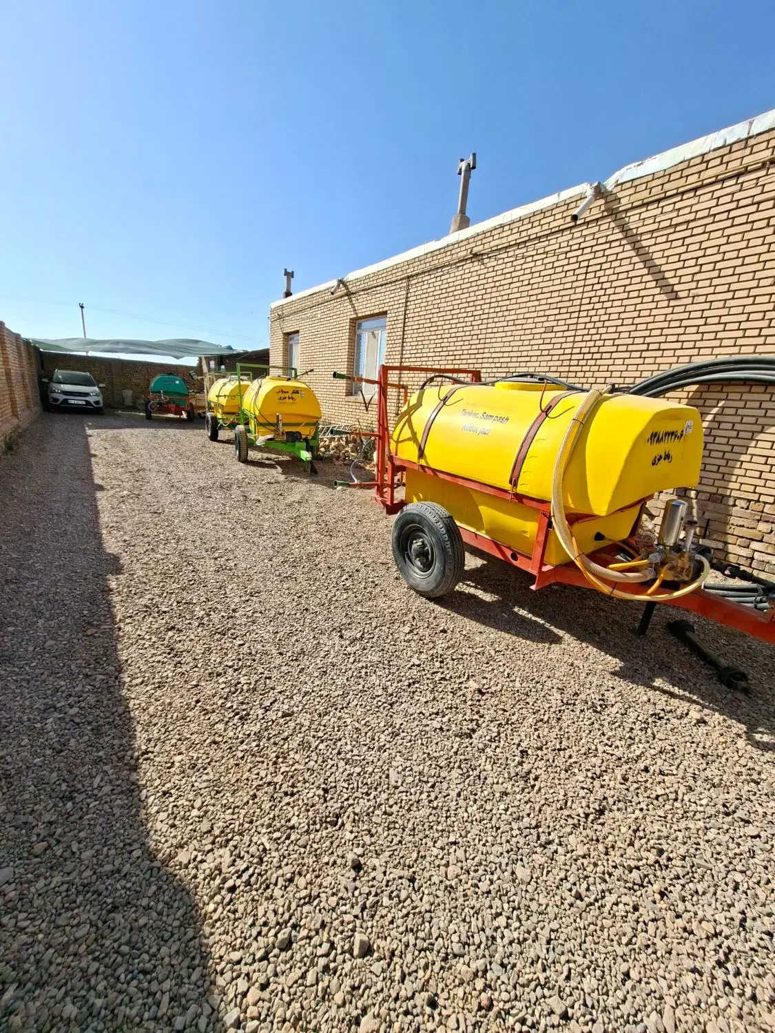 سمپاش رباطجزی|خدمات باغبانی و درختکاری|خوشاب, |دیوار