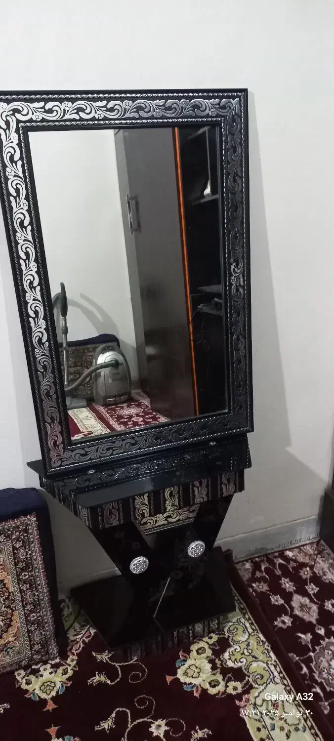 آینه|بوفه، ویترین، کنسول|بهار, |دیوار