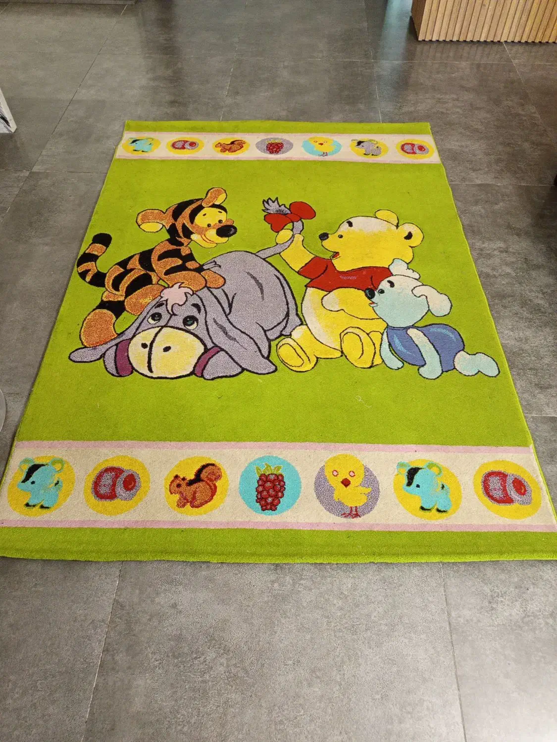 فرش‌کودک|فرش|شیراز, مهدی‌آباد|دیوار