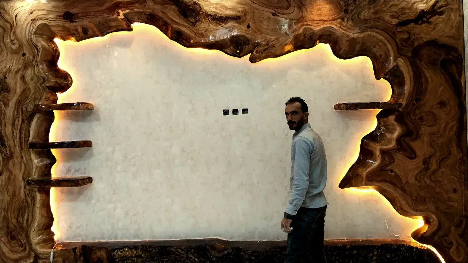 دکوراسیون نقاشی.کناف .گچ کاری .پتینه کاری مدرن|خدمات پیشه و مهارت|مرودشت, ابوذر شمالی|دیوار