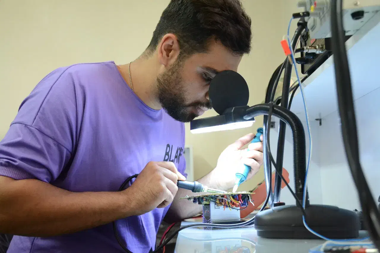 آموزش تخصصی تعمیرات تلویزیون / صوتی و تصویری|خدمات آموزشی|تهران, فلسطین (میدان انقلاب)|دیوار