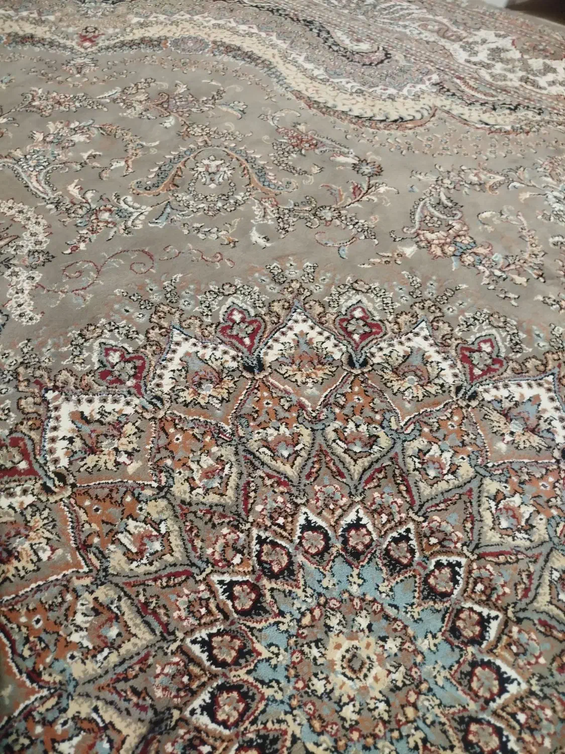 قالی ۱۲متری کار کرده|فرش|بندرعباس, |دیوار