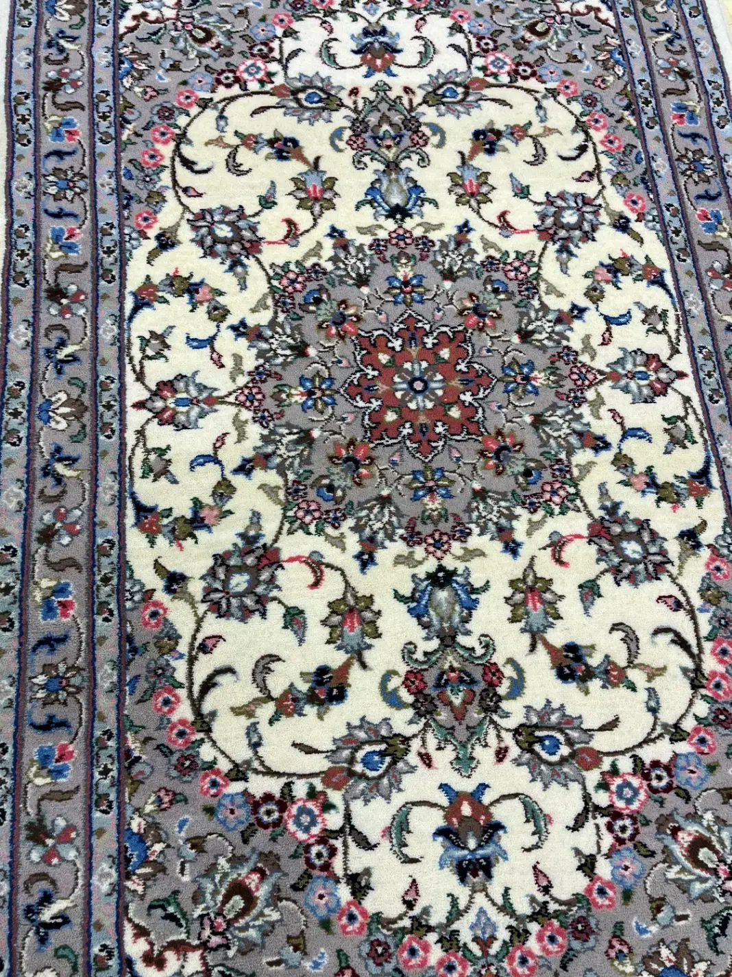 فرش دستبافت|فرش|کرج, کوی کارمندان شمالی|دیوار