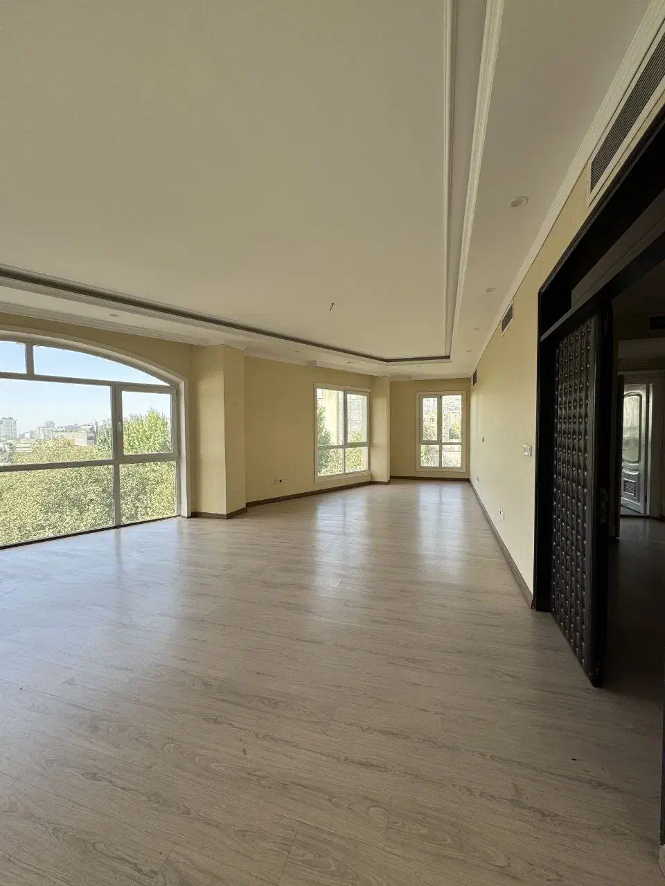 تجریش ۱۱۰ ویودار (لابی مجلل)|اجارهٔ دفتر کار، اتاق اداری، مطب|تهران, تجریش|دیوار