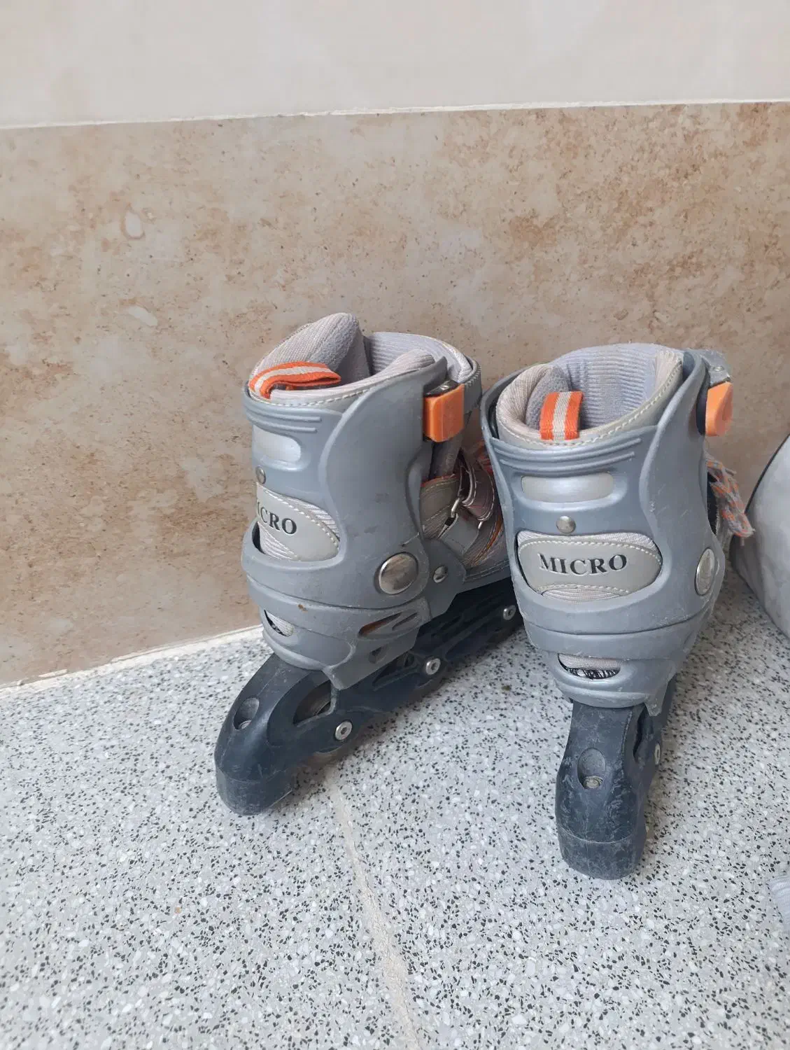 کفش اسکیت|دوچرخه، اسکیت، اسکوتر|شاهین‌شهر, مسکن مهر|دیوار