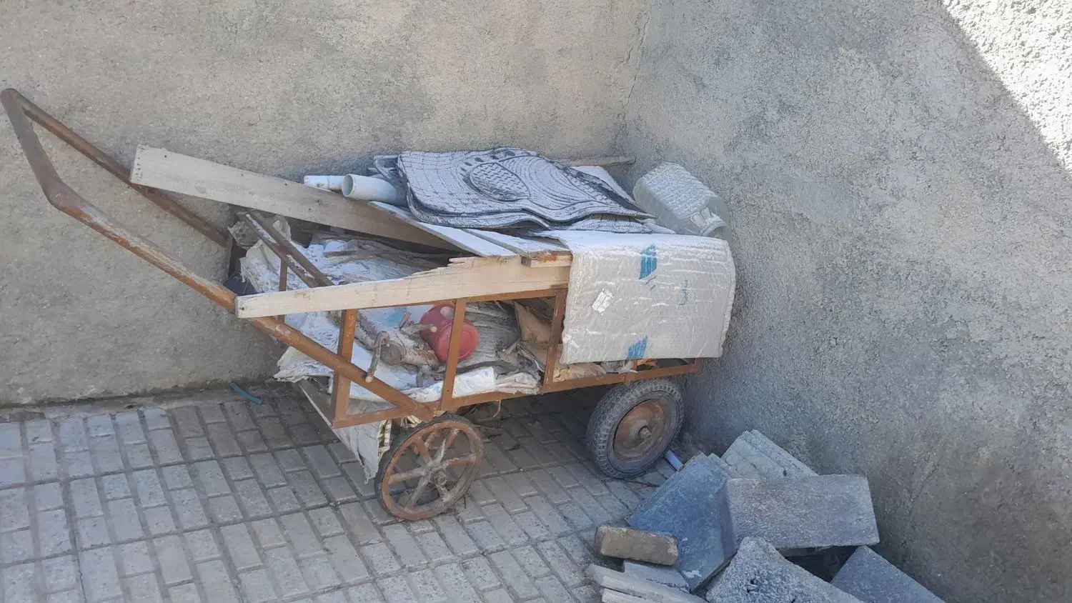 گاری دستی|ابزارآلات|شیروان (خراسان), |دیوار