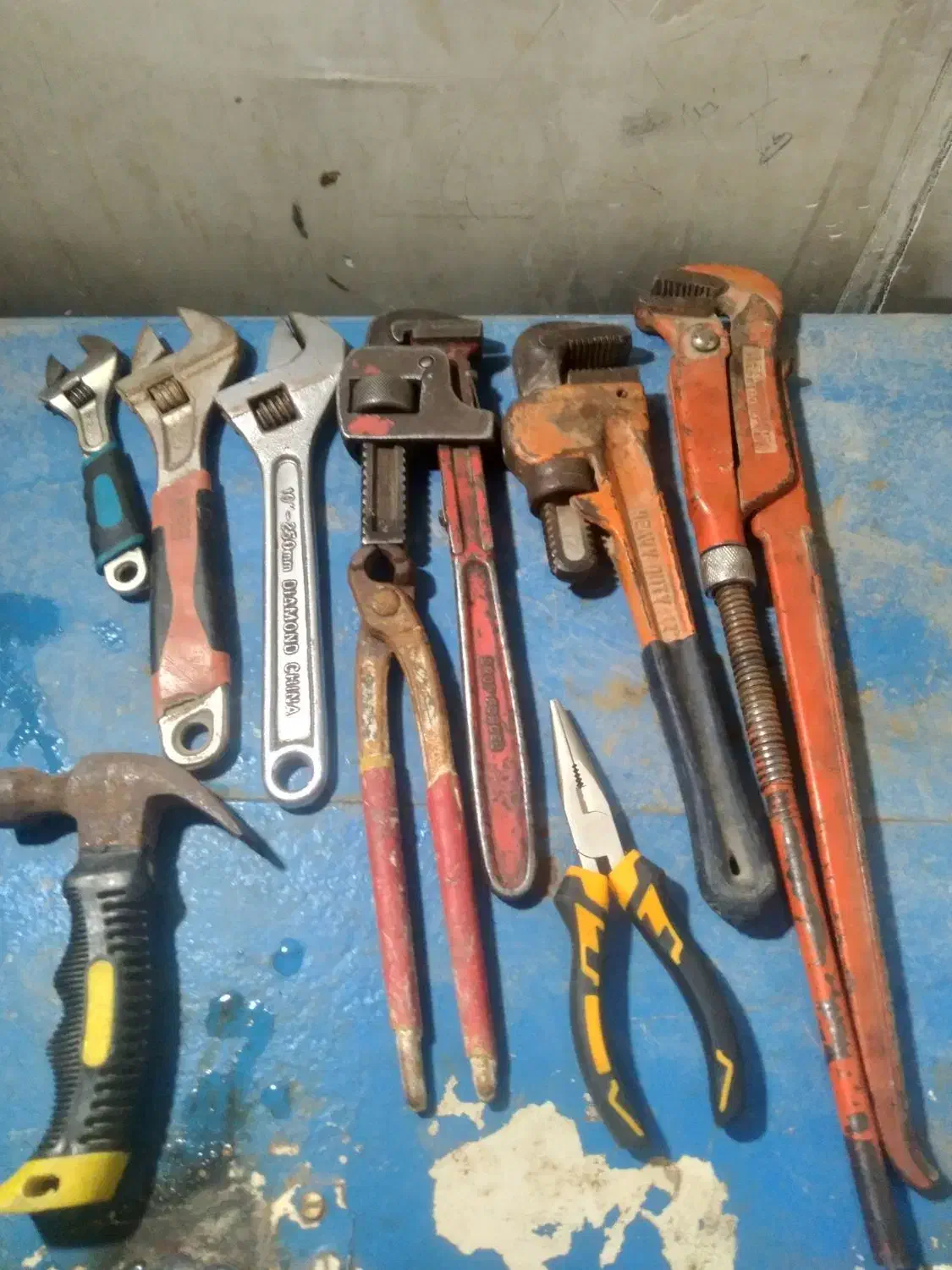 آچار لوله گیر وتعدادی ابزار|ابزارآلات|زاهدان, |دیوار