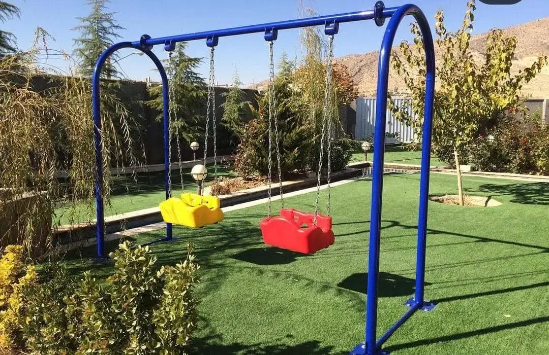 تاب و مجموعه بازی|اسباببازی|شیراز, فرهنگ شهر|دیوار