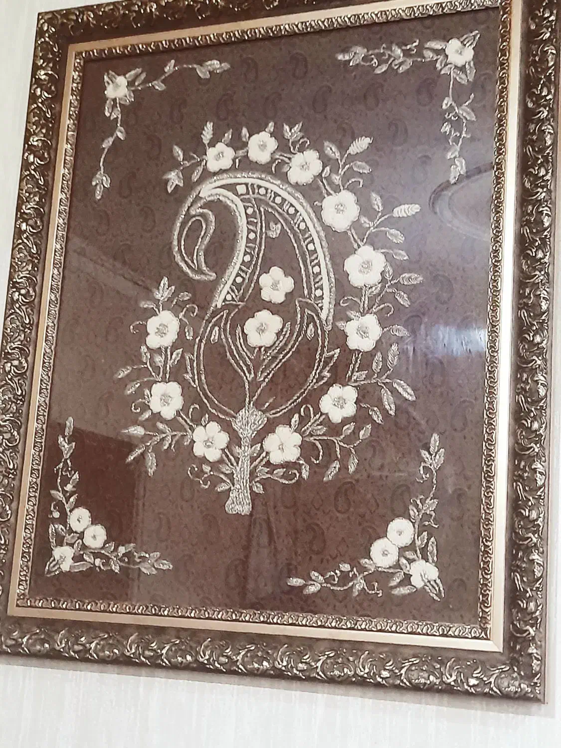 ترمه ابریشم با طرح گلهای برچسته دست دوز|کلکسیون و سرگرمی|تهران, وحیدیه|دیوار