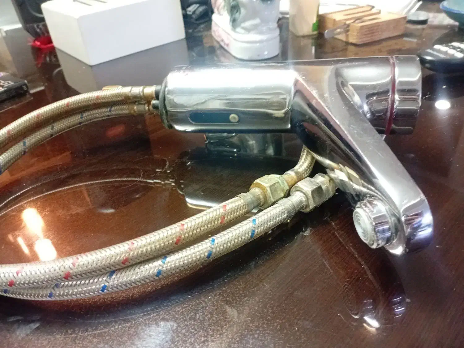 شیرروشویی هوشمند|لوازم سرویس بهداشتی|اندیشه, اندیشه فاز ۵|دیوار