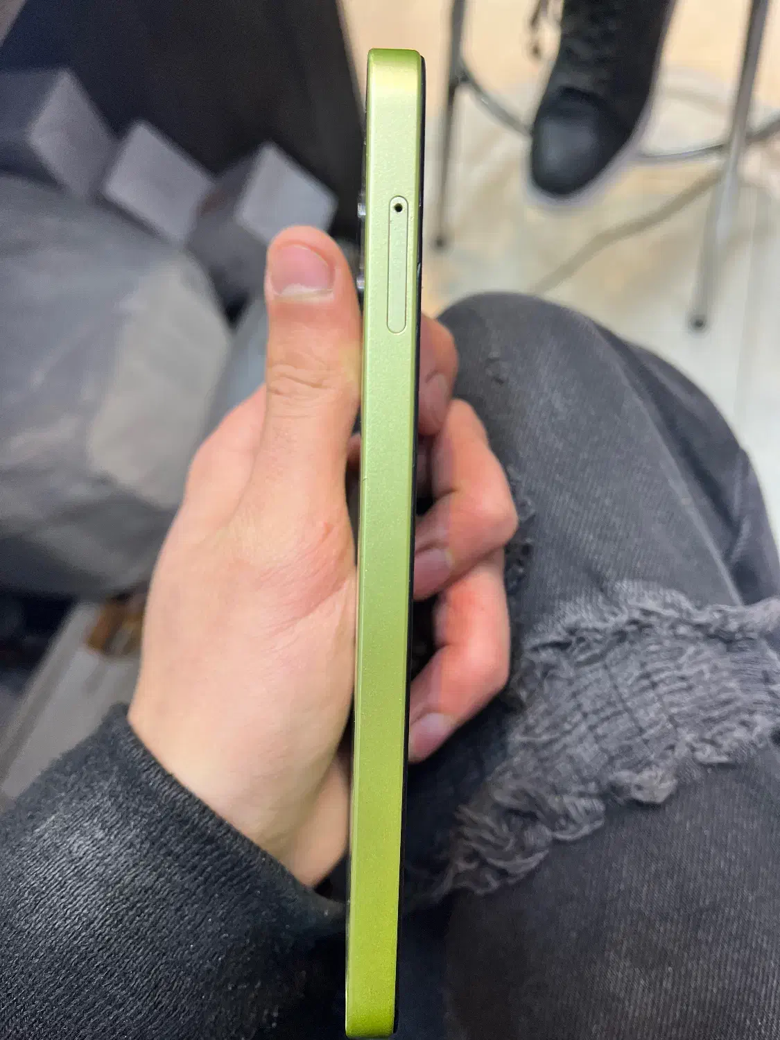 موبایل|موبایل|سبزوار, قائم|دیوار