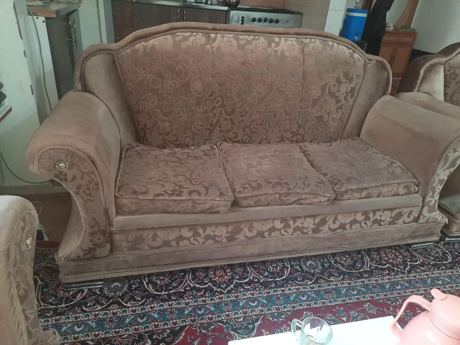 مبل ۹نفره سالم|مبلمان خانگی و میز عسلی|شهمیرزاد, |دیوار