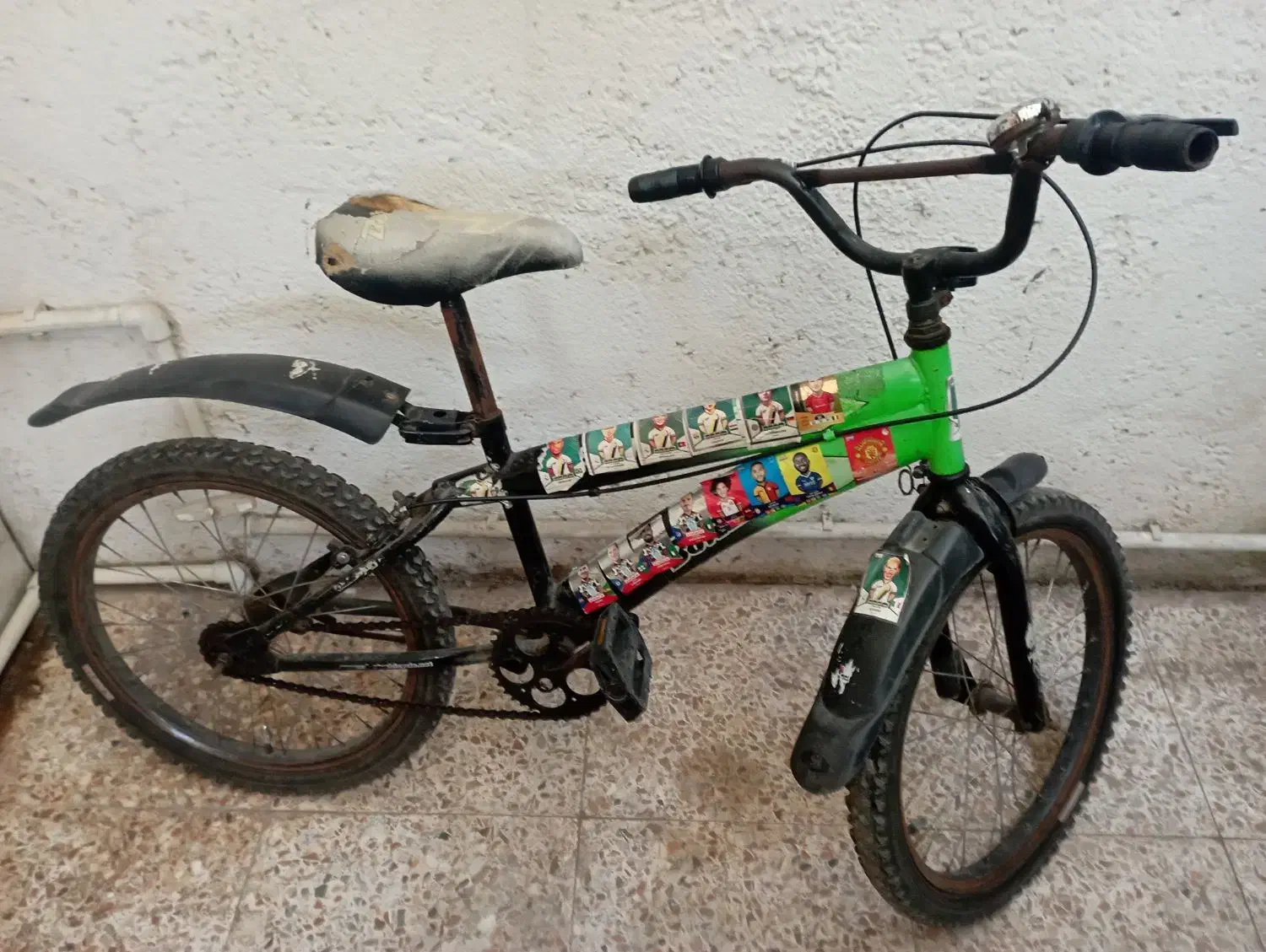 دوچرخه|دوچرخه، اسکیت، اسکوتر|رشت, جانبازان|دیوار