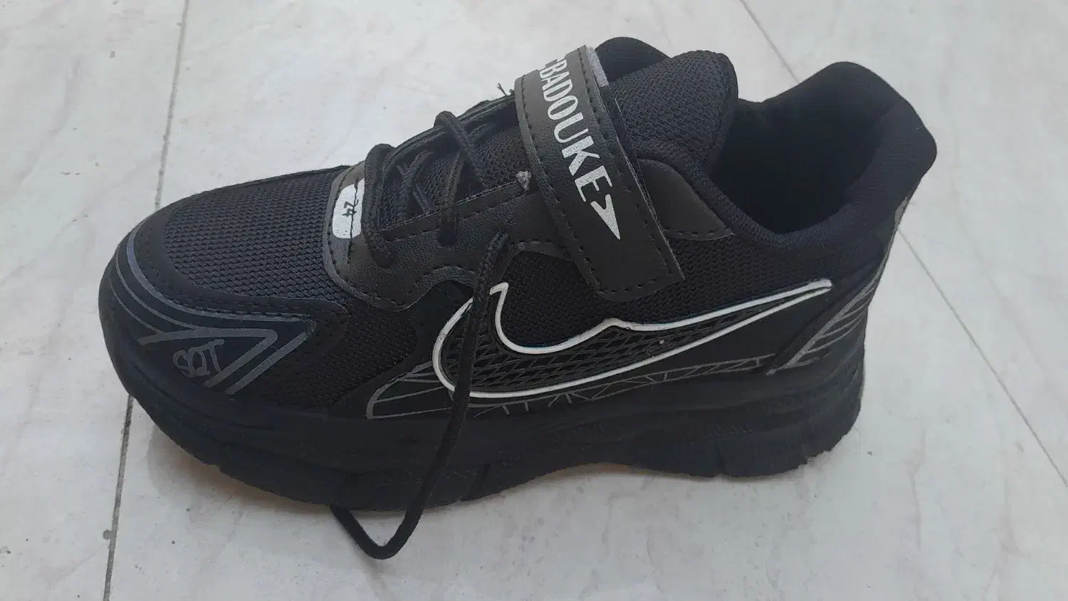 کفش پسرانه|کیف، کفش، کمربند|لامرد, |دیوار