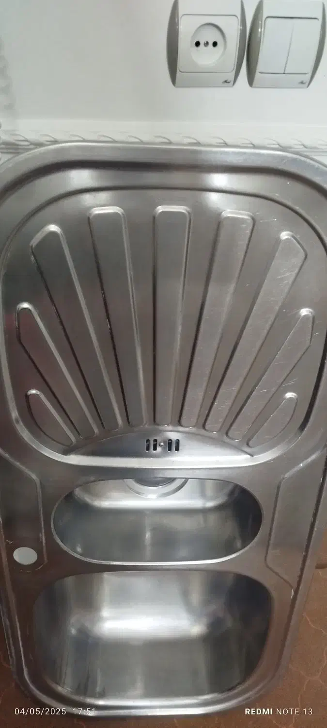 آبچکان|آبچکان و نظمدهنده ظروف|خوی, |دیوار