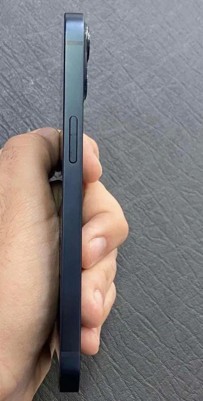 Iphone13zaa|موبایل|نور, |دیوار