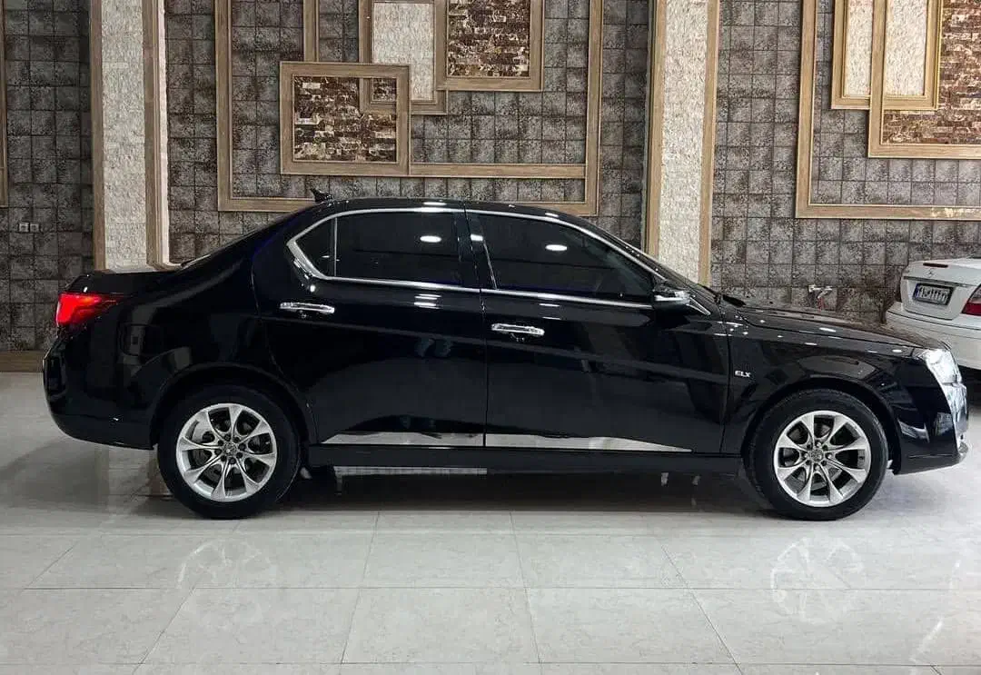 دنا پلاس ۹۷فول|خودرو سواری و وانت|همدان, |دیوار