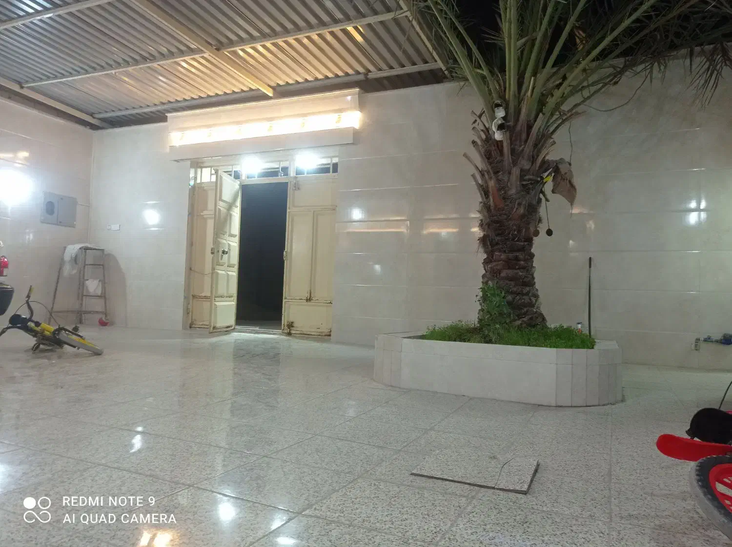 کاشی کاری ونمای ساختمان|خدمات پیشه و مهارت|بندر امام خمینی, |دیوار