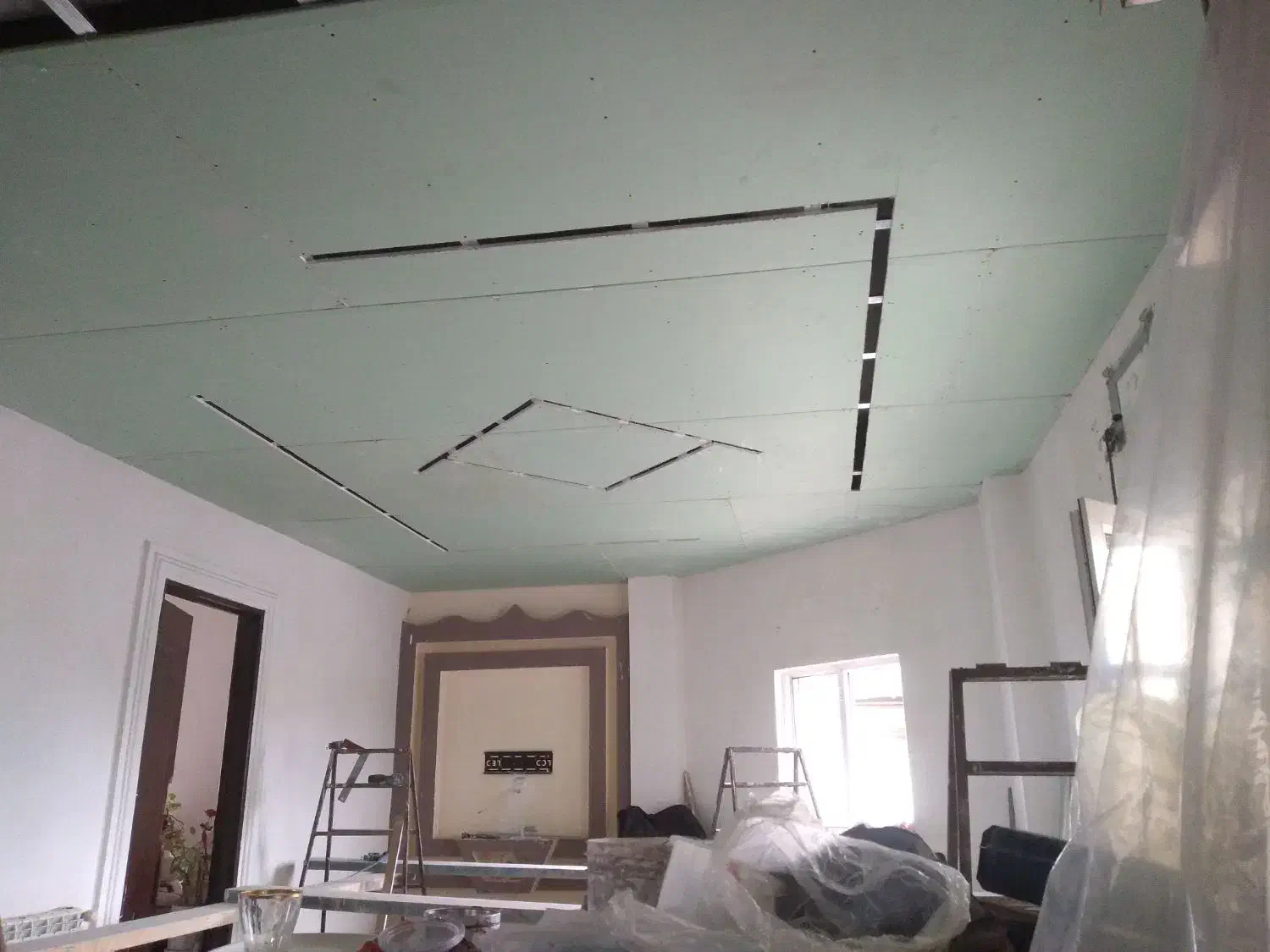 خدماتی|خدمات پیشه و مهارت|لاهیجان, قیام|دیوار